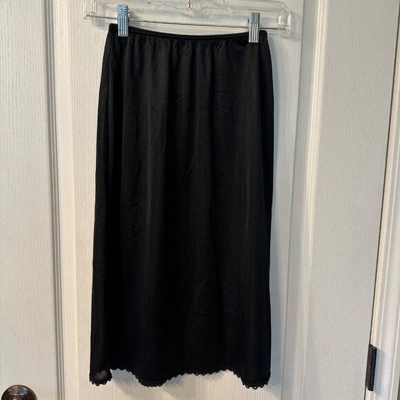 Warner's | VTG Perfect Measure Small 26" Black Nylon Half Slip Skirt Lace Trim - Picture 6 of 8